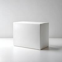 empty white box photo