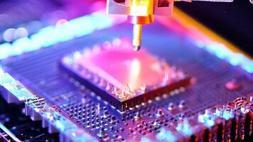 Microchip production printing processor CPU component AI memory storage microelectronics assembly semiconductor technology industry manufacturing computer circuit board equipment video