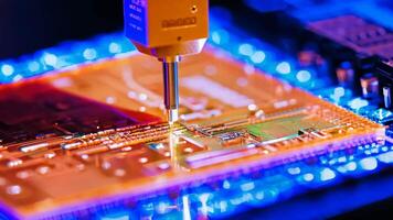Microchip production printing processor CPU component AI memory storage microelectronics assembly semiconductor technology industry manufacturing computer circuit board equipment video