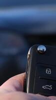 vertical Locking and unlocking the car by the car's key remote control video