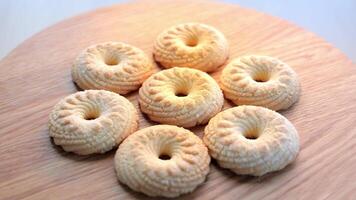 Shortbread rotating on a turntable. Confectionery, rotation. video