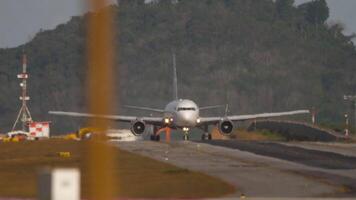 Preparing for the evacuation of passengers from an airliner. Fire of the right landing gear, engine surging. Interrupted flight video