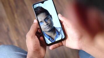 How to use the new face unlock feature on the oneplus 7 video