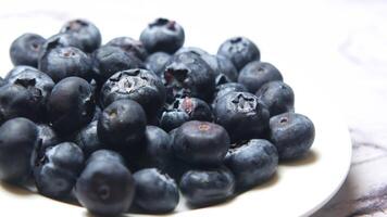 Blueberries are a great source of antioxidants video