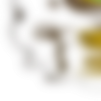 Shapes gently merge into a flowing transparent gradient through gradual blending png