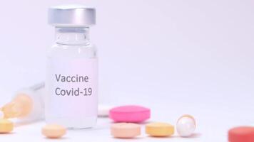 Vaccine covid-19 in the form of pills and a bottle video