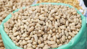 Peanuts are a good source of protein video