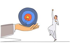 Single one line drawing Arab businessman was excited to get the arrow target board from a giant hand. Makes it easier to focus. Achieve targets optimally. Continuous line design graphic illustration vector