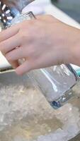 plates at a buffet, crushed ice can be used to fill a glass with a drinkplates at a buffet, crushed ice can be used to fill a glass with a drink video