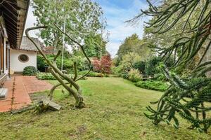 Additional photo for property listing at the house in the country, kruiswijk,