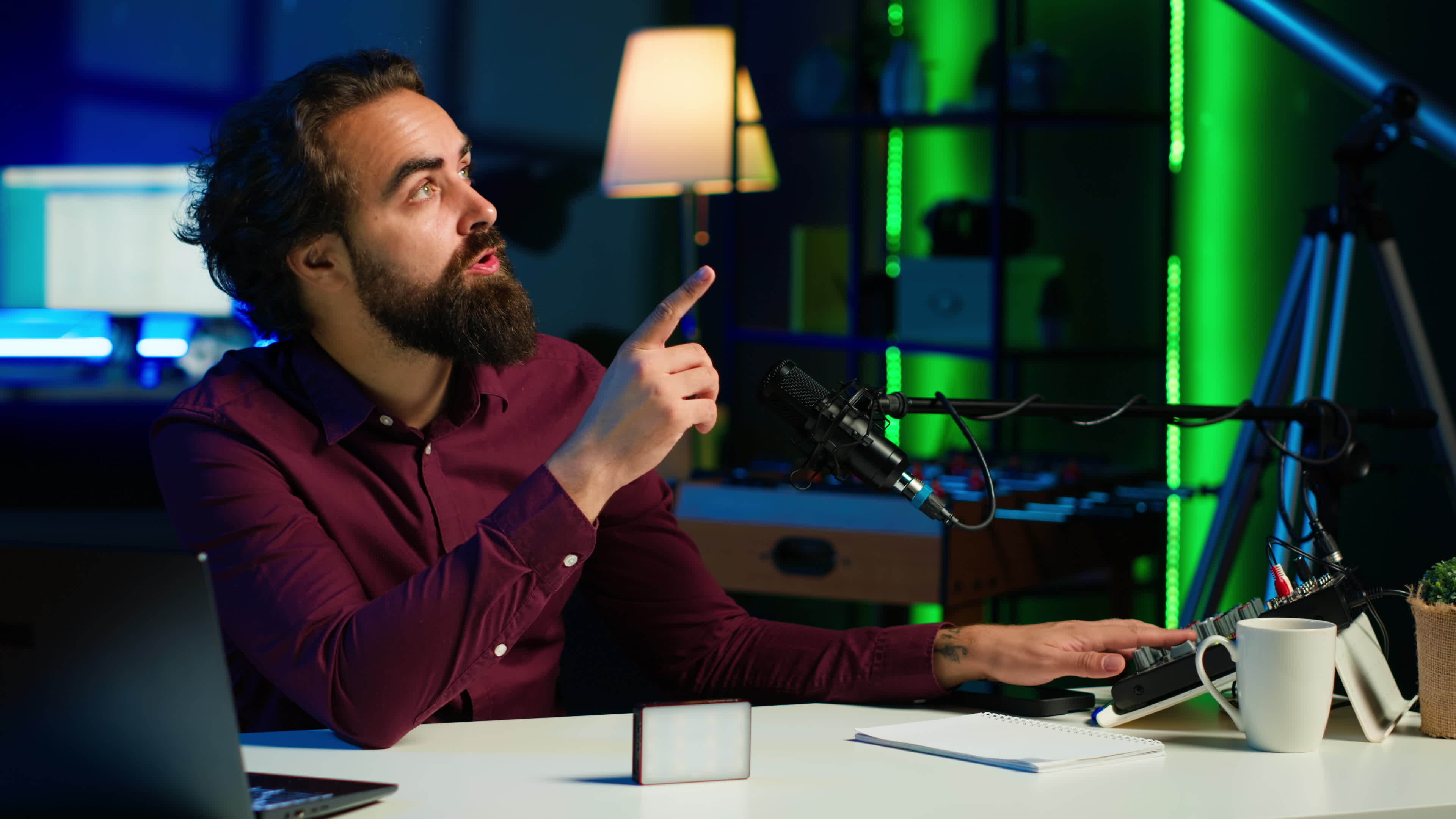 Media star endorsing mini led lights from partnering brand sponsor for