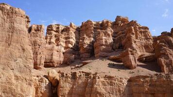 The famous Thor's Hammer. Bryce Canyon National Park is an American national park located in southwestern Utah. The major feature of the park is Bryce Canyon, a collection of giant natural photo