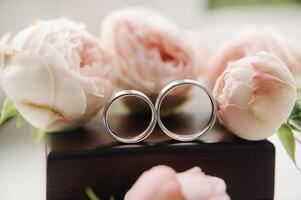 Close-up of two gold wedding rings for a wedding photo