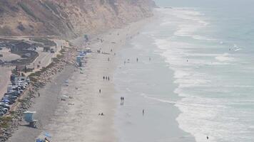 Aerial view of beautiful cliffs at the coast of southern California, Torrey pines state natural reserve. Torrey Pines State Reserve and Beach on the coastline of La Jolla, San Diego, on the west coast video