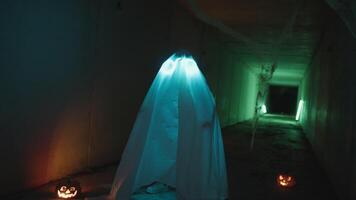 The Smooth Movement Of The Ghost video