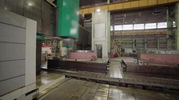 Observe the Industrial CNC Machining Center Performing Its Functions in Real Time Activity. Stock Clip video
