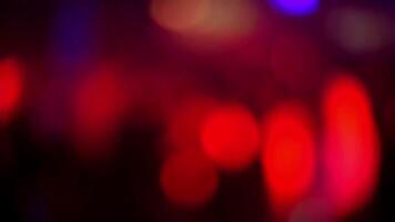 suddigt flerfärgad abstrakt bakgrund med blinkande färgad lampor video