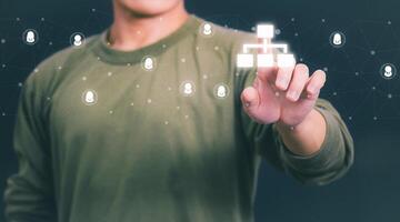 A connection or organizational structure that demonstrates the importance of administration and management in the digital environment. which is an important matter, hiring and selecting employees photo