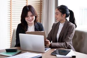 Financial Consultants Brainstorming for Efficient Business Proposal Development photo