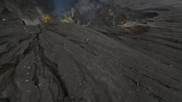 activo volcán respiradero desde zumbido fpv video