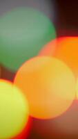 a encantador abstrato bokeh luzes oferta uma verdadeiramente hipnotizante e místico atmosfera video