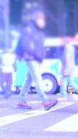 Zeuge das atemberaubend Szene von ein Notfall Fahrzeug im Aktion während das Nachtzeit Std video