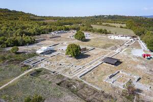 Remains of the one of the most important cities in medieval Southeastern Europe photo