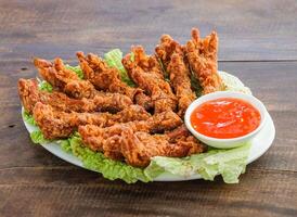 Crispy Fried Chicken Feet with Chili Sauce photo