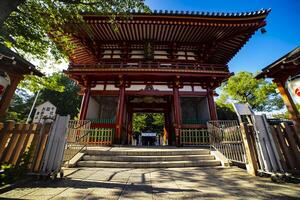 Main gate at Meguro fudo temple in Tokyo photo