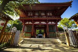 Main gate at Meguro fudo temple in Tokyo photo
