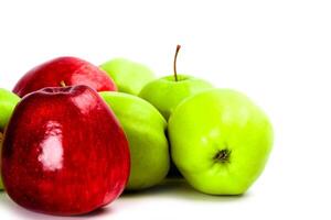 green and red apples photo