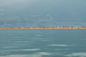 The Floating Piers - Christo e Jeanne-Claude photo