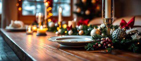 blanco plato conjunto en un de madera mesa con festivo decoraciones foto