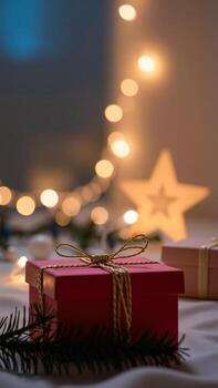 rojo regalo caja con un dorado arco foto