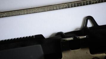 Typing the expression Dear Reader with an old manual typewriter video