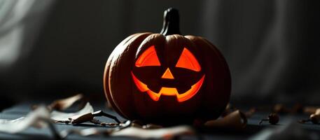 Jack-o'-lantern con un brillante cara foto