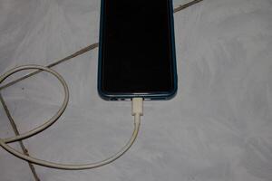 smartphone battery recharge photo