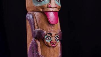 Alaskan totem pole symbol statue figurine 1 video