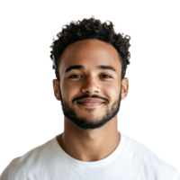 jung Mann mit Locken lächelnd auf Weiß Hintergrund transparent png