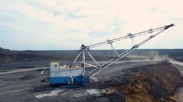 Observe Heavy Mining Machinery Engaged in Action and Its Impact on Earth and Environment. Stock Clip video