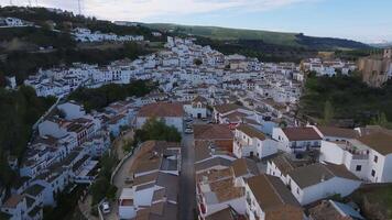 aéreo ver de setenil Delaware las Bodegas acantilado arquitectura en España video