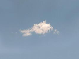 Single cloud in the sky, cloud shape photo