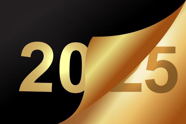 Elegant New Year 2025 celebration banner in gold color.
