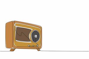 Single continuous line drawing vintage or retro radio is turned off. The evolution of media. Enduring power of radio as a source of information. World Radio Day. One line design illustration vector