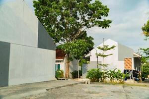 A public housing complex for underprivileged people that is small in size but has aesthetic shapes and colors, and the environment is comfortable photo