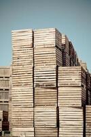 Crates vertical stacks photo