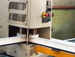 Production of pvc windows, gluing of plastic corners of windows, machine for the production of pvc windows, profile photo