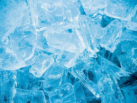 icecubes background,icecubes texture,icecubes wallpaper,ice helps to feel refreshed and cool water from the icecubes helps the water refresh your life and feel good.ice drinks for refreshment business photo