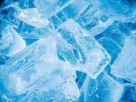 icecubes background,icecubes texture,icecubes wallpaper,ice helps to feel refreshed and cool water from the icecubes helps the water refresh your life and feel good.ice drinks for refreshment business photo