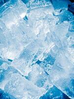 icecubes background,icecubes texture,icecubes wallpaper,ice helps to feel refreshed and cool water from the icecubes helps the water refresh your life and feel good.ice drinks for refreshment business photo